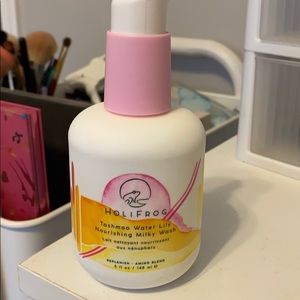 HoliFrog Tashmoo Water Lily Nourishing Milky Wash